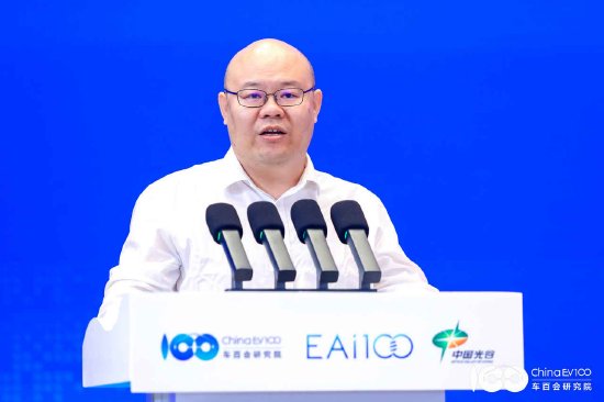 清华大学教授：电动飞机的机动性很好，将来可成为大众化出行工具